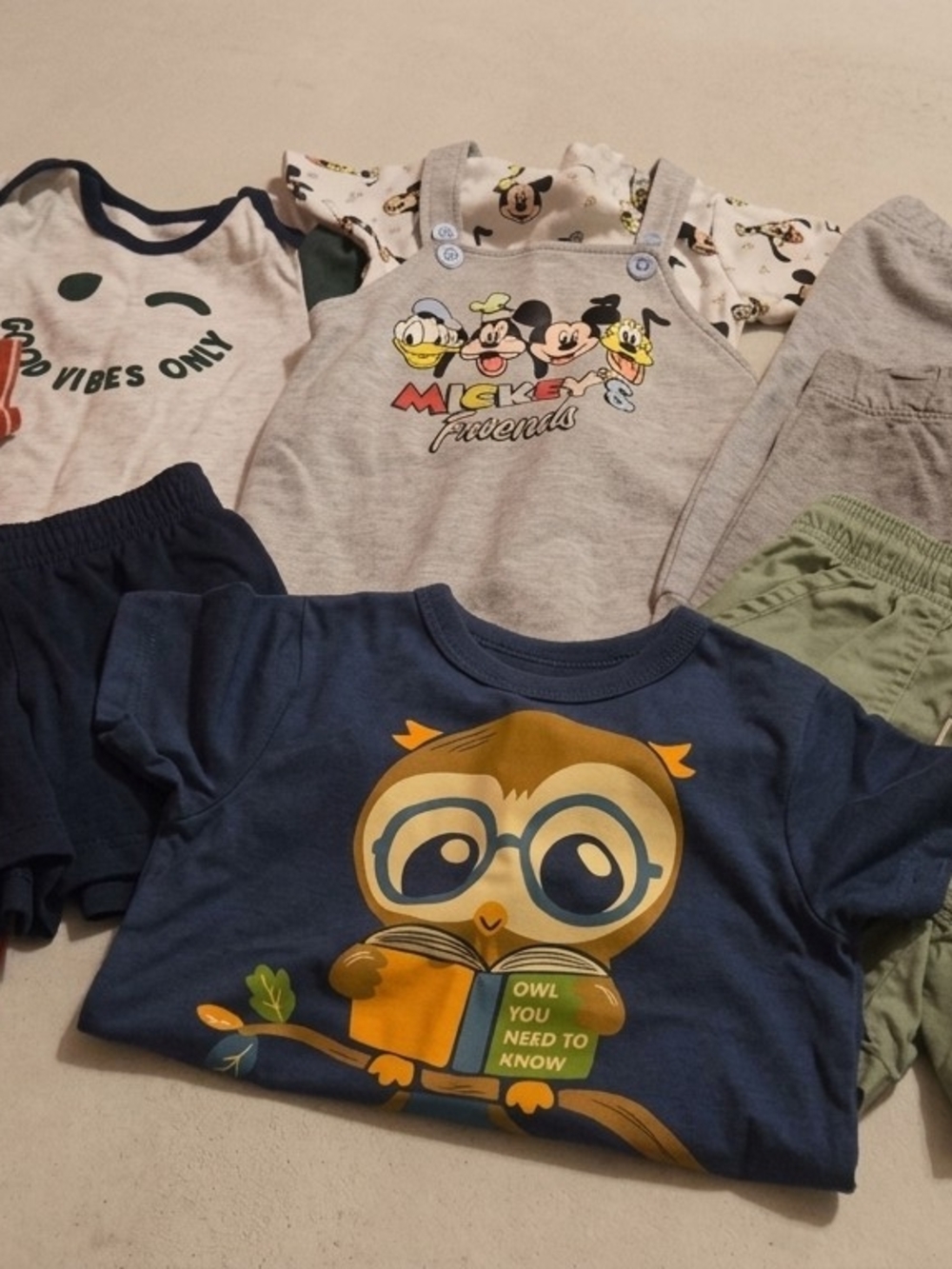Disney Navy Owl Graphic Tee and Gray Mickey Overall Set